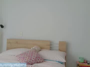 Foto porno grettabenett_ descoperita pe video chat pe KUR.ro