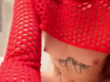 Foto porno hannah_lourens ne arata tot la camera pe KUR.ro