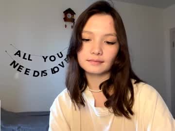 Foto porno hazelhartshorn vrea sex pe Chaturbate pe KUR.ro