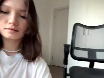 Foto porno hazelhartshorn vrea sex pe Chaturbate pe KUR.ro