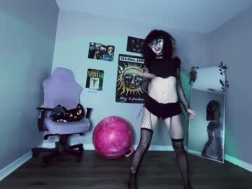 Foto porno hexivu descoperita pe video chat pe KUR.ro