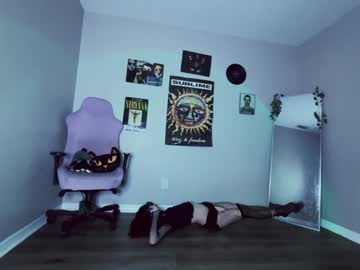 Foto porno hexivu descoperita pe video chat pe KUR.ro