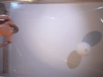 Foto porno heybanan ne arata tot la camera pe KUR.ro