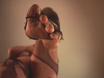 Foto porno Nebunii pe chat marca heybanan pe KUR.ro