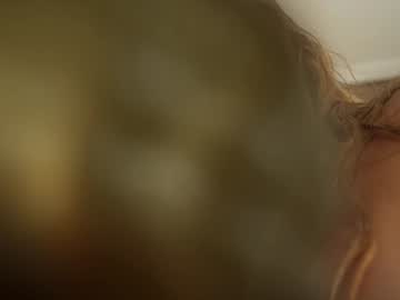 Foto porno heybanan ne arata tot la camera pe KUR.ro