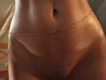 Foto porno heybanan ne arata tot la camera pe KUR.ro