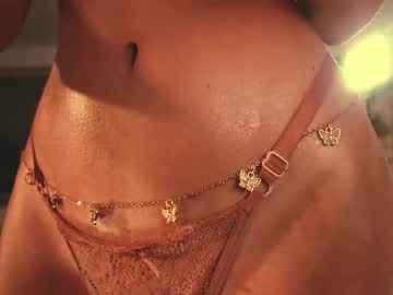 Foto porno Nebunii pe chat marca heybanan pe KUR.ro