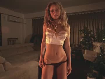 Foto porno Nebunii pe chat marca heybanan pe KUR.ro