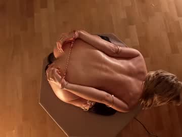 Foto porno heybanan ne arata tot la camera pe KUR.ro