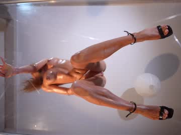 Foto porno heybanan ne arata tot la camera pe KUR.ro