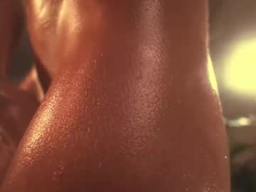Foto porno Nebunii pe chat marca heybanan pe KUR.ro
