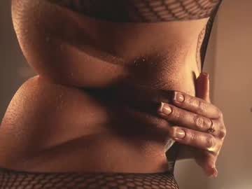 Foto porno Nebunii pe chat marca heybanan pe KUR.ro