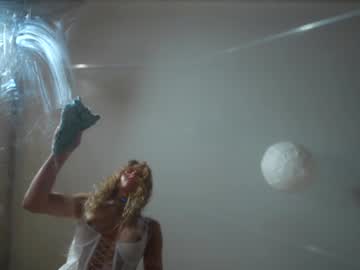 Foto porno heybanan ne arata tot la camera pe KUR.ro