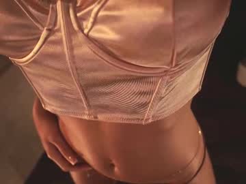 Foto porno Nebunii pe chat marca heybanan pe KUR.ro