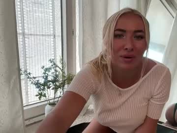 Foto porno Ce sexy este heyskylar pe KUR.ro
