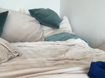 Foto porno Ce sexy este heyskylar pe KUR.ro