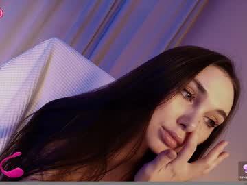 Foto porno Ganduri murdare cu hollyextra pe KUR.ro