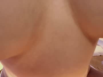 Foto porno Ganduri murdare cu hollyextra pe KUR.ro