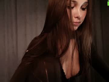 Foto porno hollyextra vrea sex pe Chaturbate pe KUR.ro