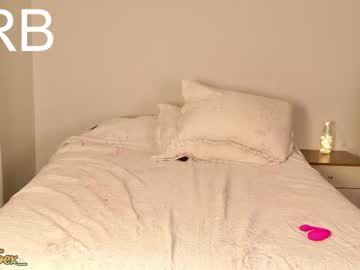 Foto porno Ce sexy este homeofsex_ pe KUR.ro