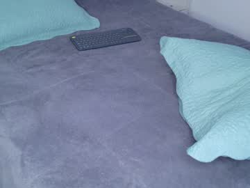 Foto porno Ce sexy este homeofsex_ pe KUR.ro