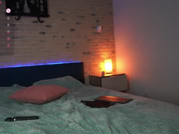 Foto porno Sex online cu honeymoon1100 pe KUR.ro