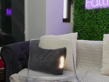 Foto porno Sex online cu hotfallingdevil pe KUR.ro