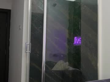 Foto porno Sex online cu hotfallingdevil pe KUR.ro