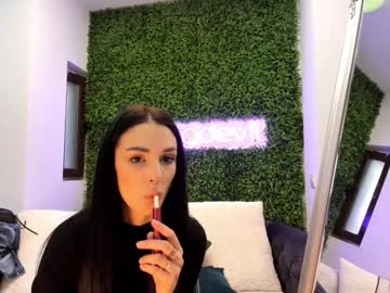 Foto porno Sex online cu hotfallingdevil pe KUR.ro