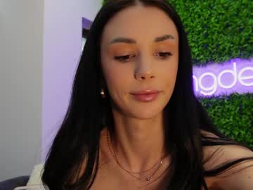 Foto porno Sex online cu hotfallingdevil pe KUR.ro