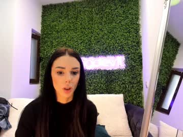 Foto porno Sex online cu hotfallingdevil pe KUR.ro
