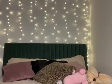 Foto porno indy_xx vrea sex pe Chaturbate pe KUR.ro