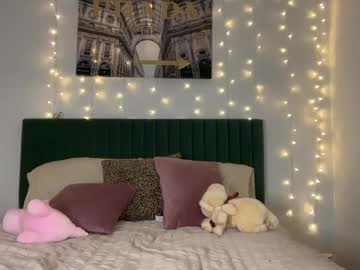 Foto porno indy_xx vrea sex pe Chaturbate pe KUR.ro