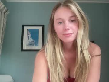 Foto porno Discutii intime cu isabellesings pe KUR.ro