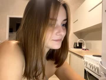 Foto porno isauratorkelson se dezbraca la web pe Chaturbate pe KUR.ro