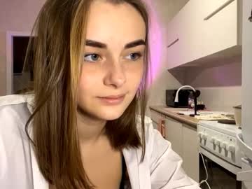 Foto porno isauratorkelson se dezbraca la web pe Chaturbate pe KUR.ro