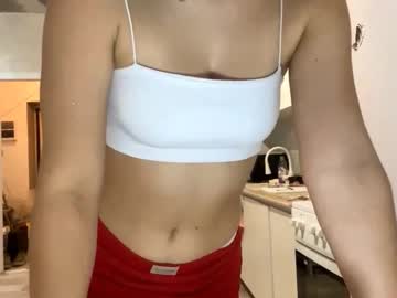 Foto porno isauratorkelson se dezbraca la web pe Chaturbate pe KUR.ro