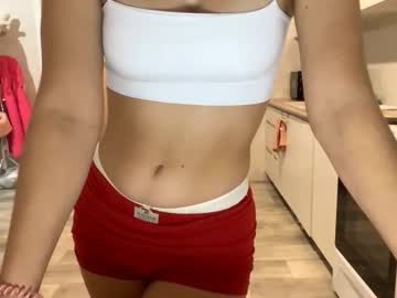 Foto porno isauratorkelson se dezbraca la web pe Chaturbate pe KUR.ro