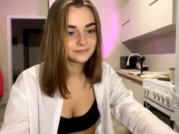 Foto porno isauratorkelson se dezbraca la web pe Chaturbate pe KUR.ro