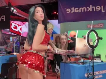 Foto porno Discutii intime cu itskassielee pe KUR.ro