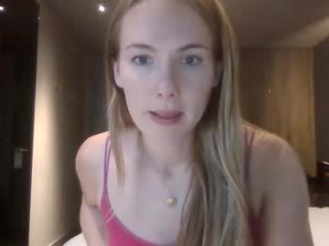 Foto porno Ce sexy este ivyyy1995 pe KUR.ro