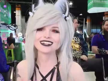 Foto porno Nebunii pe chat marca jadebunnie pe KUR.ro