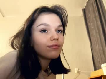 Foto porno janethcensky ne arata tot la camera pe KUR.ro