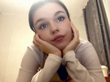 Foto porno janethcensky ne arata tot la camera pe KUR.ro