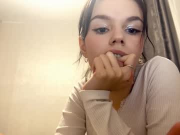 Foto porno janethcensky ne arata tot la camera pe KUR.ro