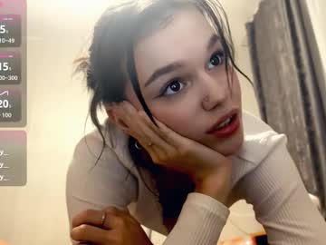 Foto porno janethcensky ne arata tot la camera pe KUR.ro