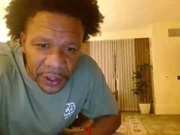 Foto porno jasonsweets se dezbraca la web pe Chaturbate pe KUR.ro