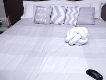 Foto porno Ce sexy este jeangreybianca pe KUR.ro