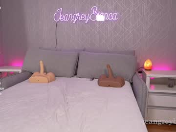 Foto porno Ce sexy este jeangreybianca pe KUR.ro