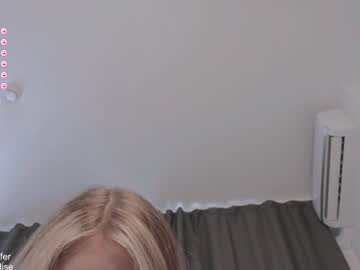 Foto porno jelli_jennifer se dezbraca la web pe Chaturbate pe KUR.ro
